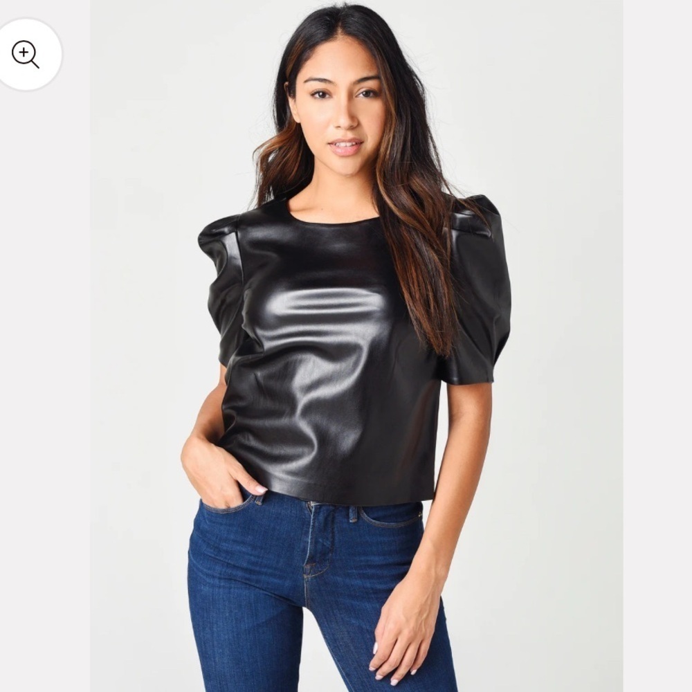 CUPCAKES AND CASHMERE
WOMEN'S MARTINE  TOP SIZE XS